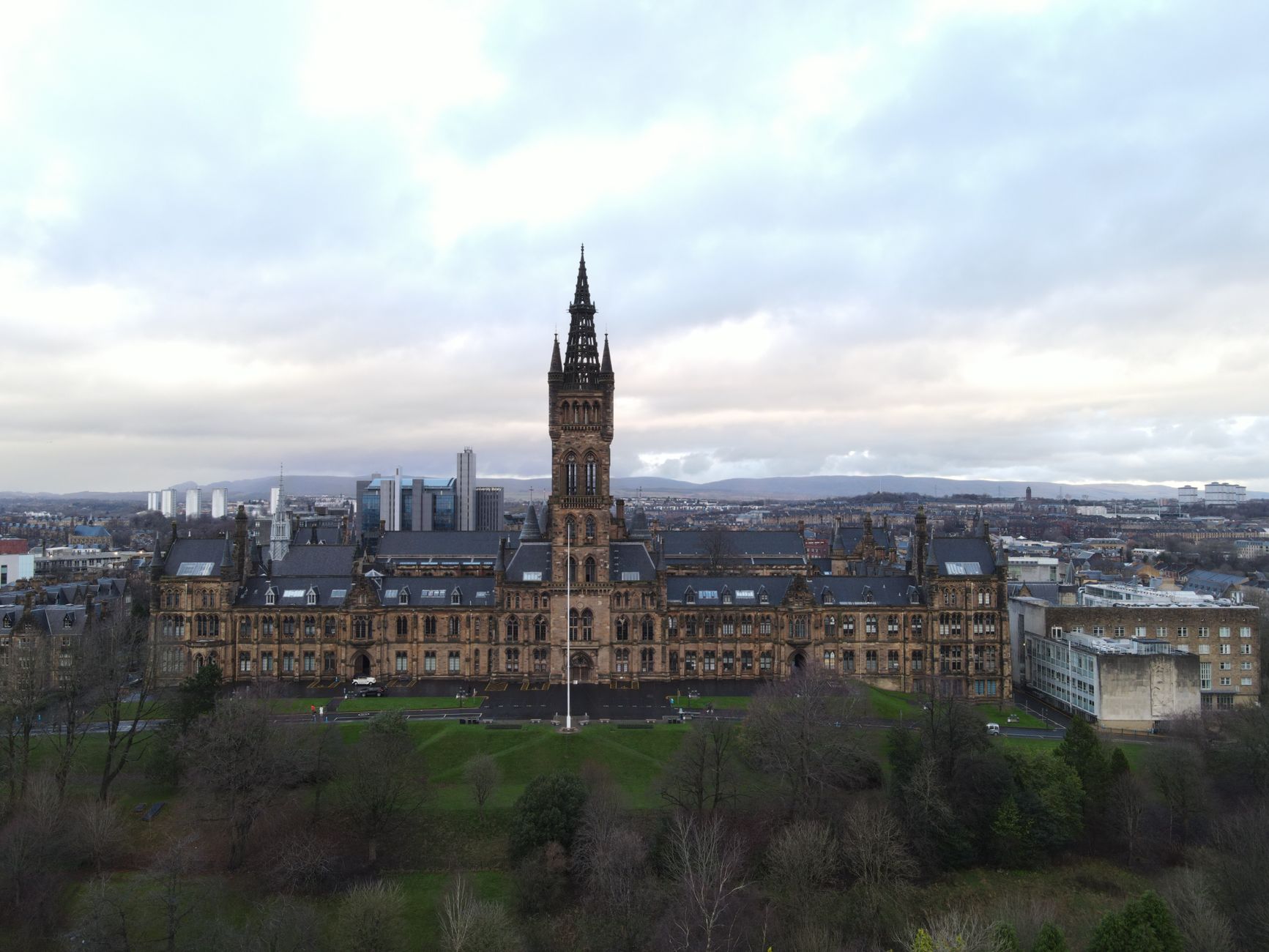 University of Glasgow 2026 Guide: Admission, Fees & Rankings
