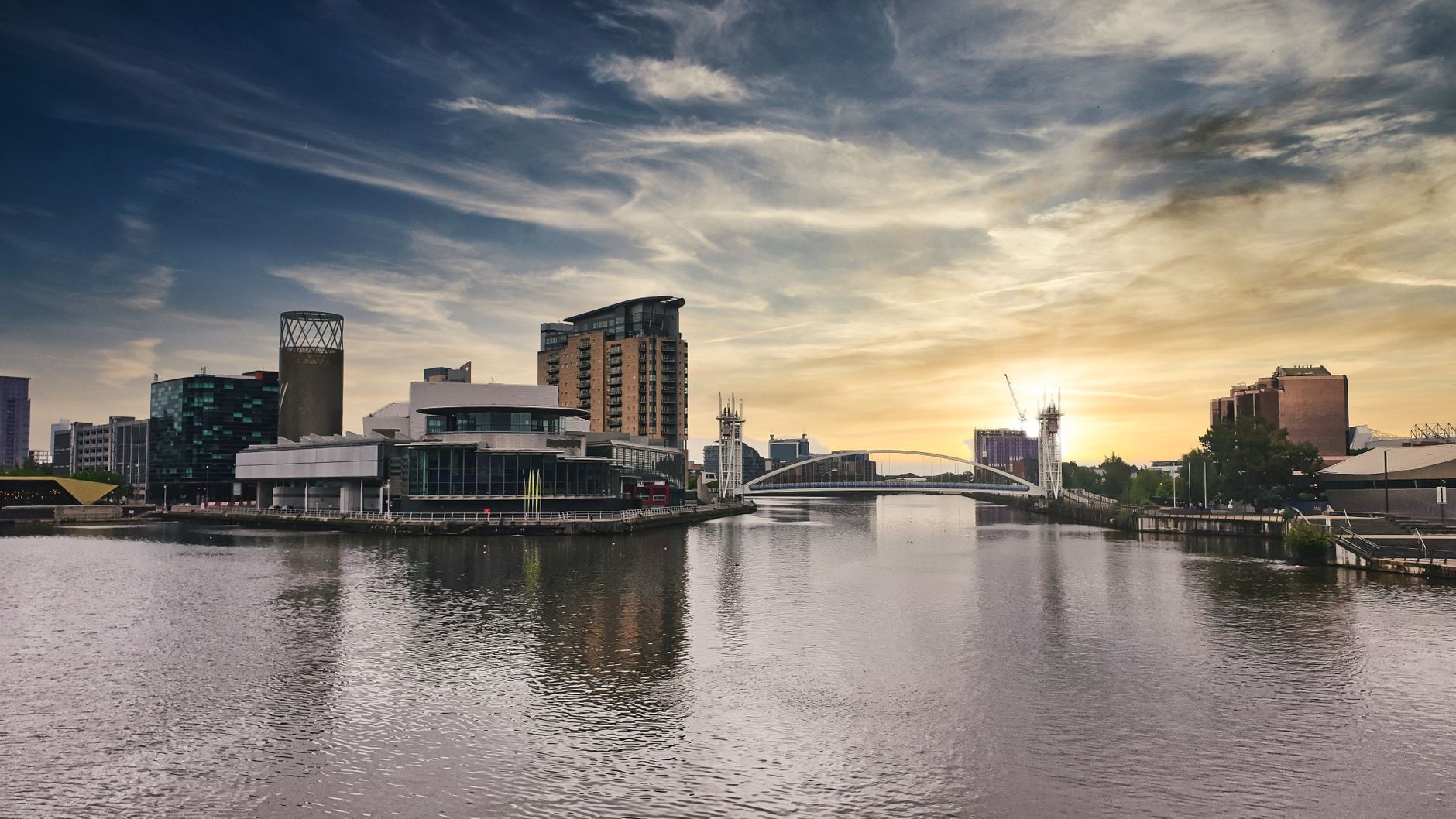 University of Salford 2026 Guide: Admission Requirements, Fees & Programs for International Students