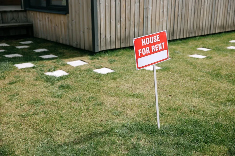 Handling Rental Disputes with Landlords: Complaints, Repairs, and Legal Rights